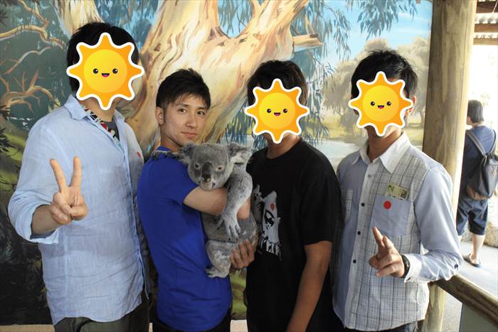 コアラ　記念撮影