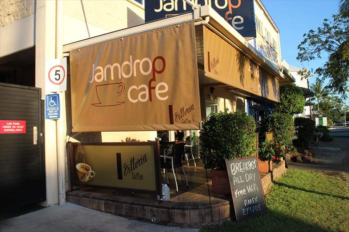 カフェ　ケアンズ