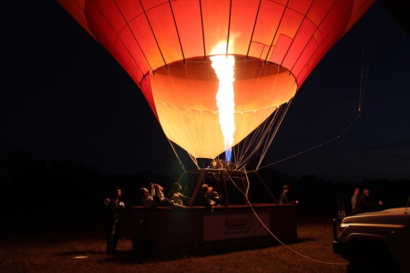 熱気球　近距離