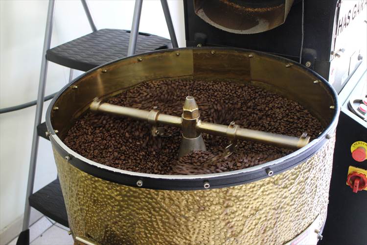 キュランダ　コーヒー　焙煎