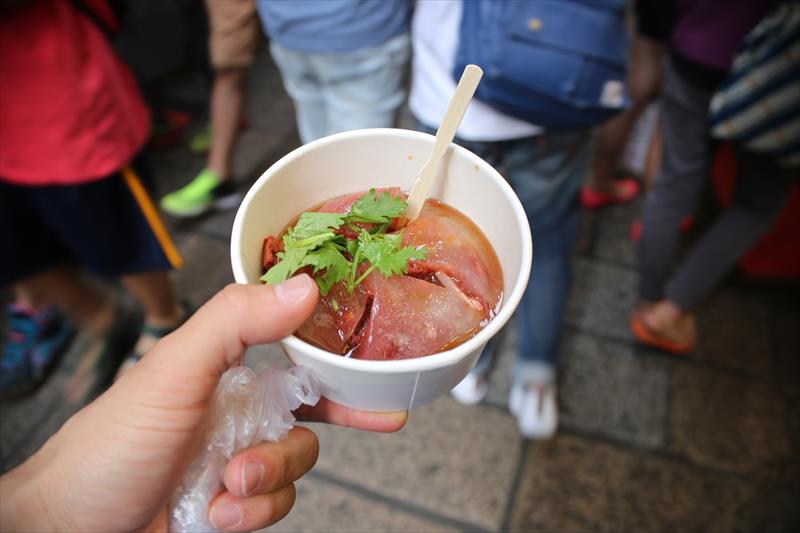 台湾　肉圓　パクチー