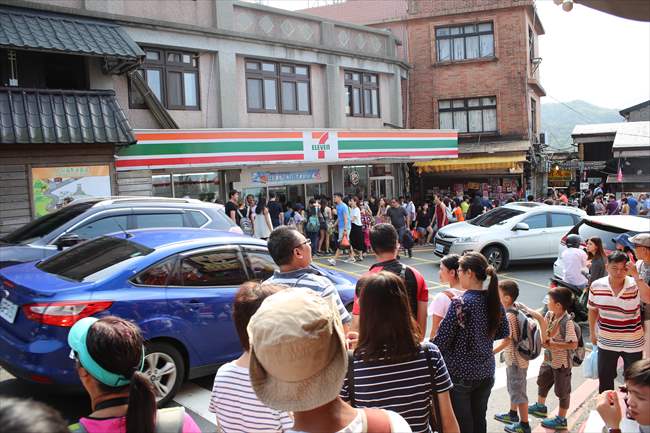 九份　セブンイレブン