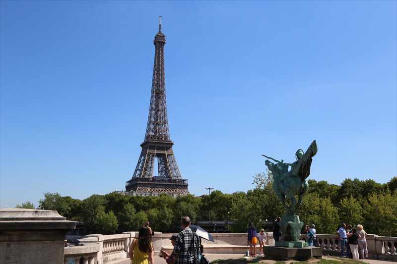 エッフェル塔
