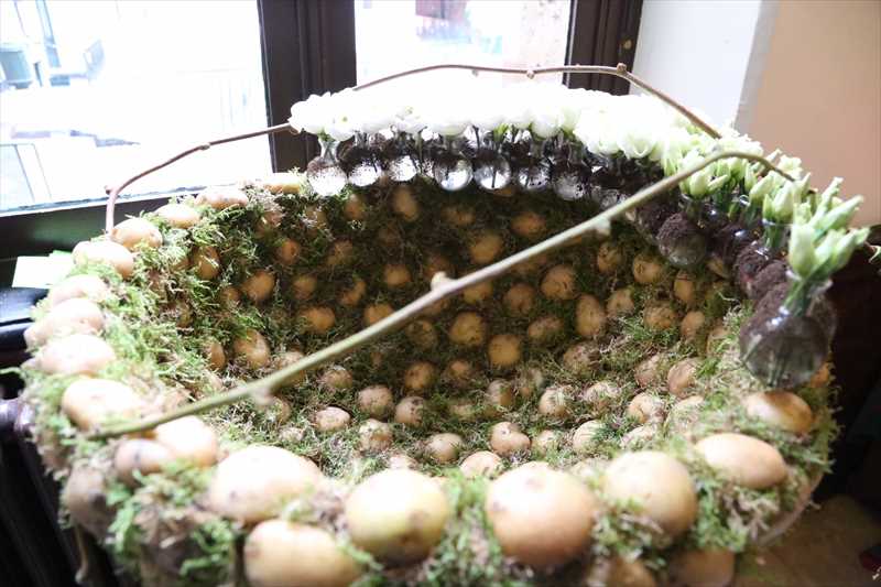 グランプラス　市庁舎　フラワータイム