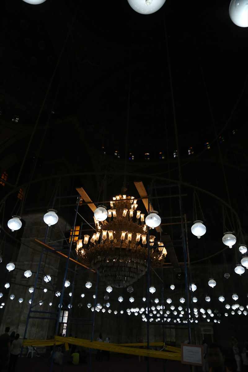 ムハンマド・アリ・モスク　シャンデリア