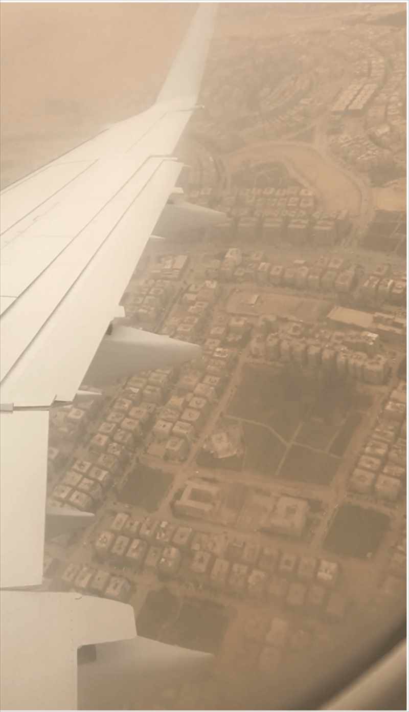 飛行機からのエジプト　カイロ