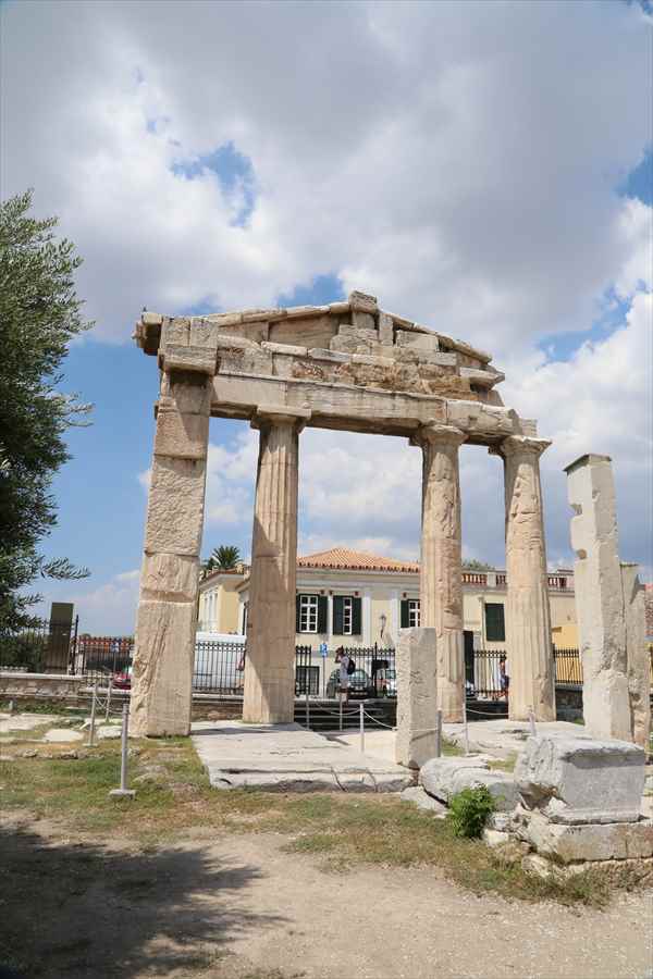 ギリシャアテネ　ローマンアゴラ