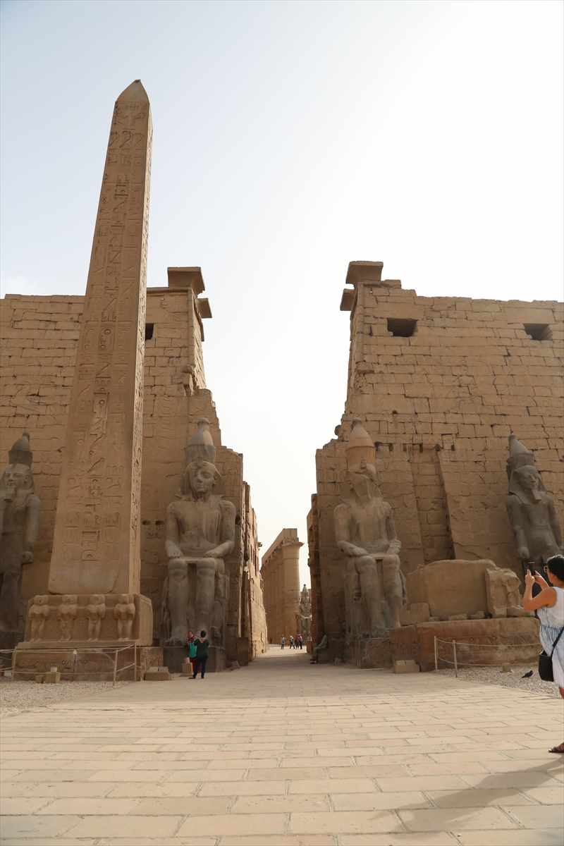 ルクソール　ルクソール神殿　オベリスク