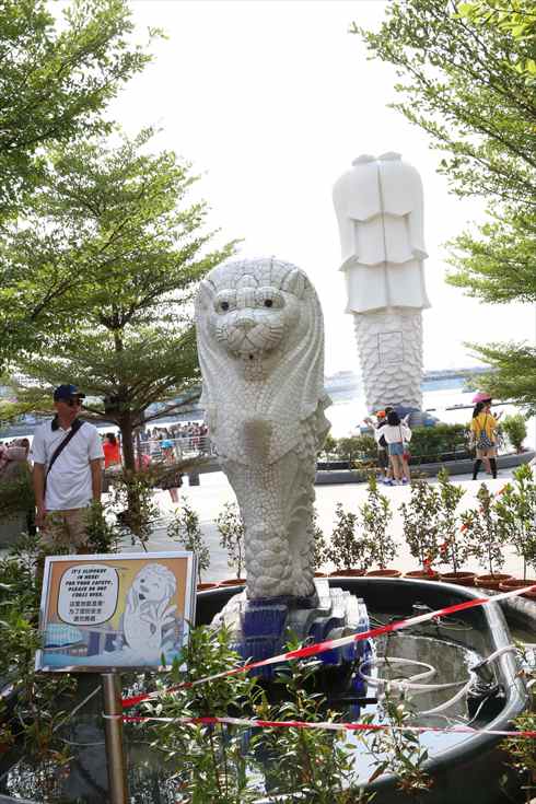 シンガポール マーライオン ミニ