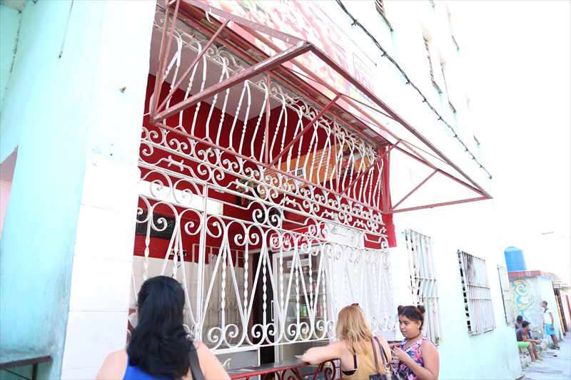 キューバ　ハバナ　CUC　ピザ