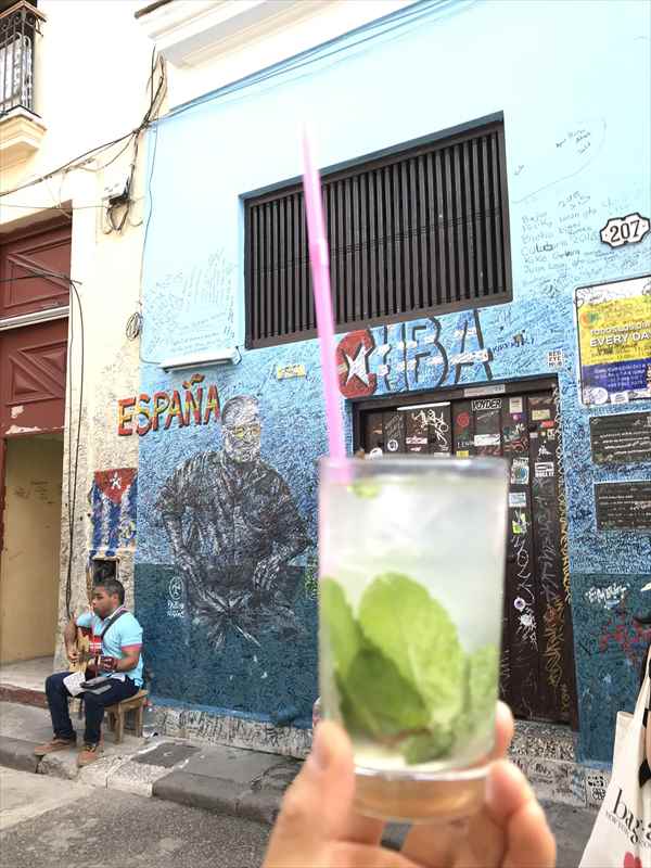 キューバハバナのもひーとで有名なラボデギータ出るメディオ