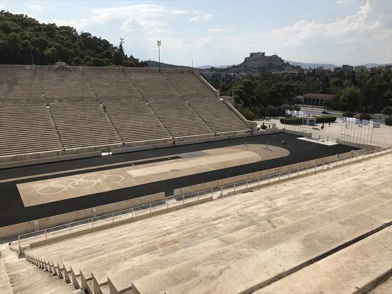 ギリシャ　アテネ　パナティナイコスタジアム　五輪マーク