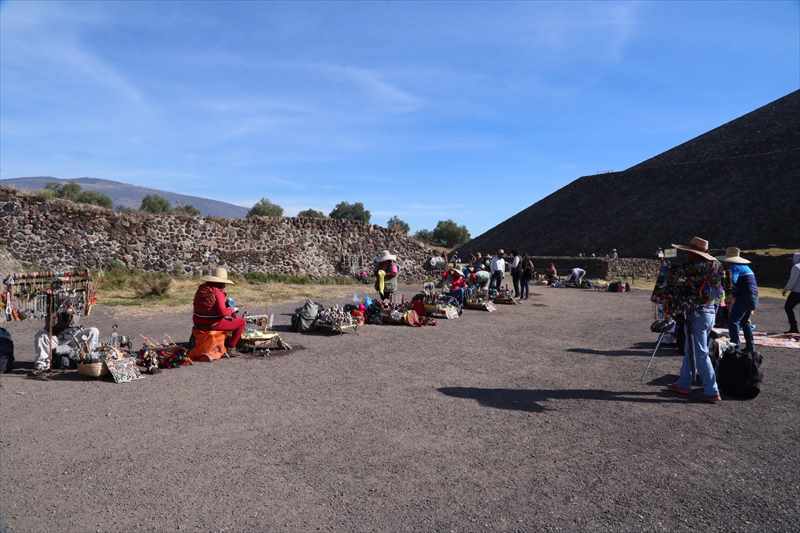 メキシコ　テオティワカン遺跡　おみやげ