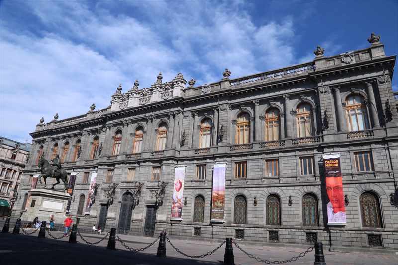 メキシコシティ 国立美術館
