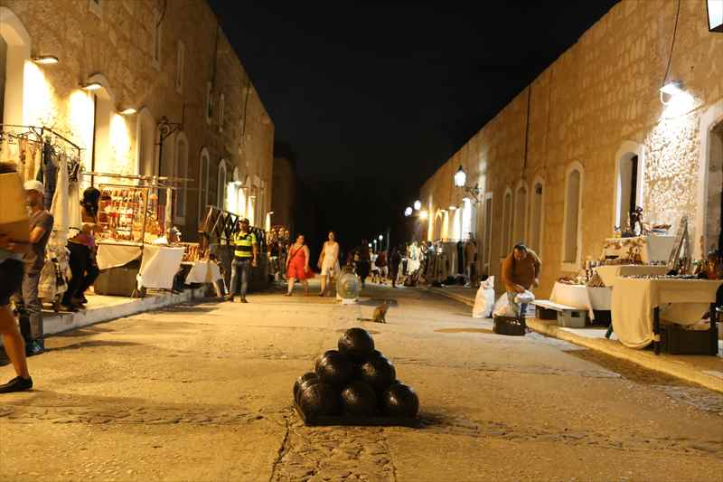 キューバ　カバーニャ要塞　夜