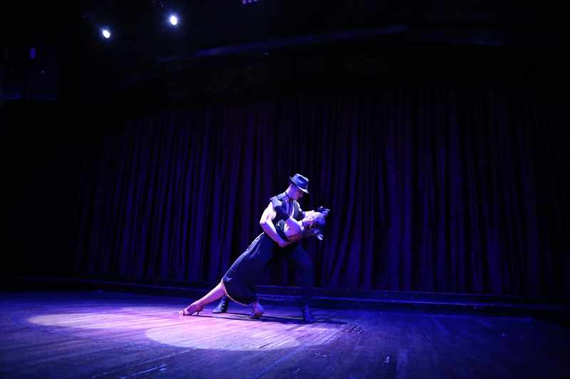 キューバ　キャバレー　