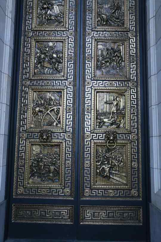 キューバ　カピトリオ　扉