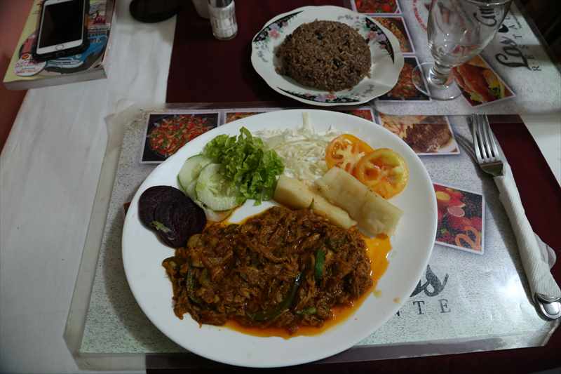 キューバ　ロスアミーゴス　ロパビエハ