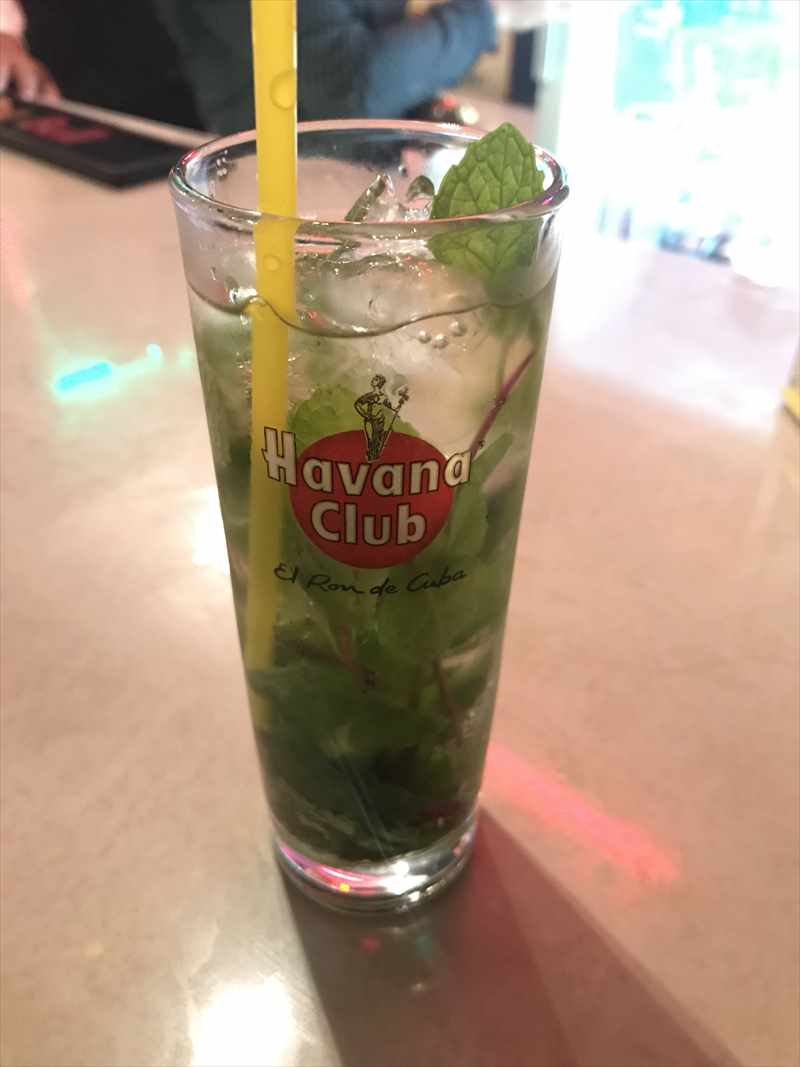 キューバ　バー　モヒート