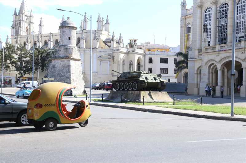 キューバ　ココナッツカー