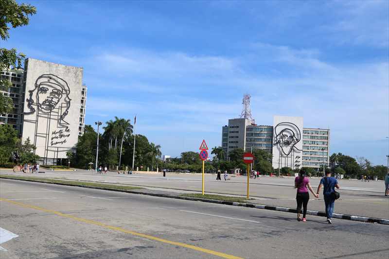 キューバ　革命広場