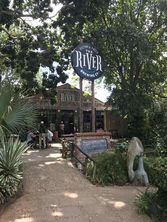 ビクトリアフォールズ　ザリバーブリューイングカンパニー