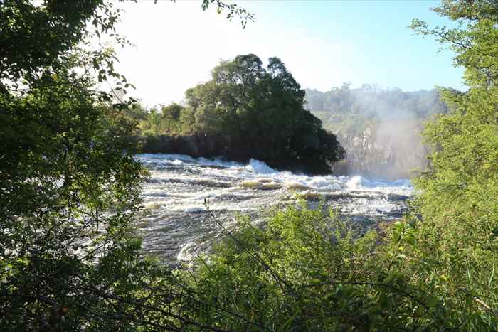 ビクトリアの滝　西側