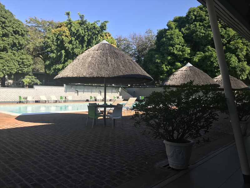 ビクトリアの滝　クレスタスプレービューホテル　プール