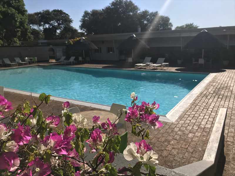 ビクトリアの滝　クレスタスプレービューホテル　プール