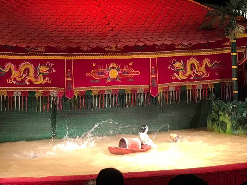 ホーチミン 水上人形劇