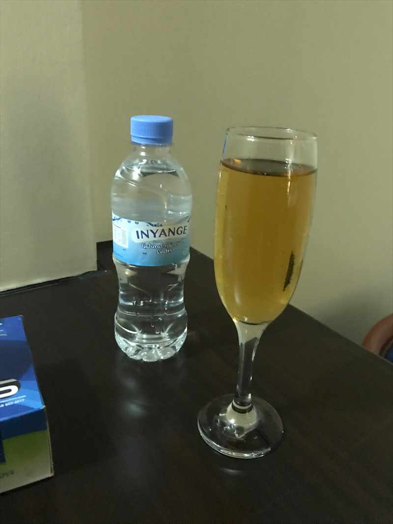 キガリ　カリシンビホテル　ウェルカムドリンク